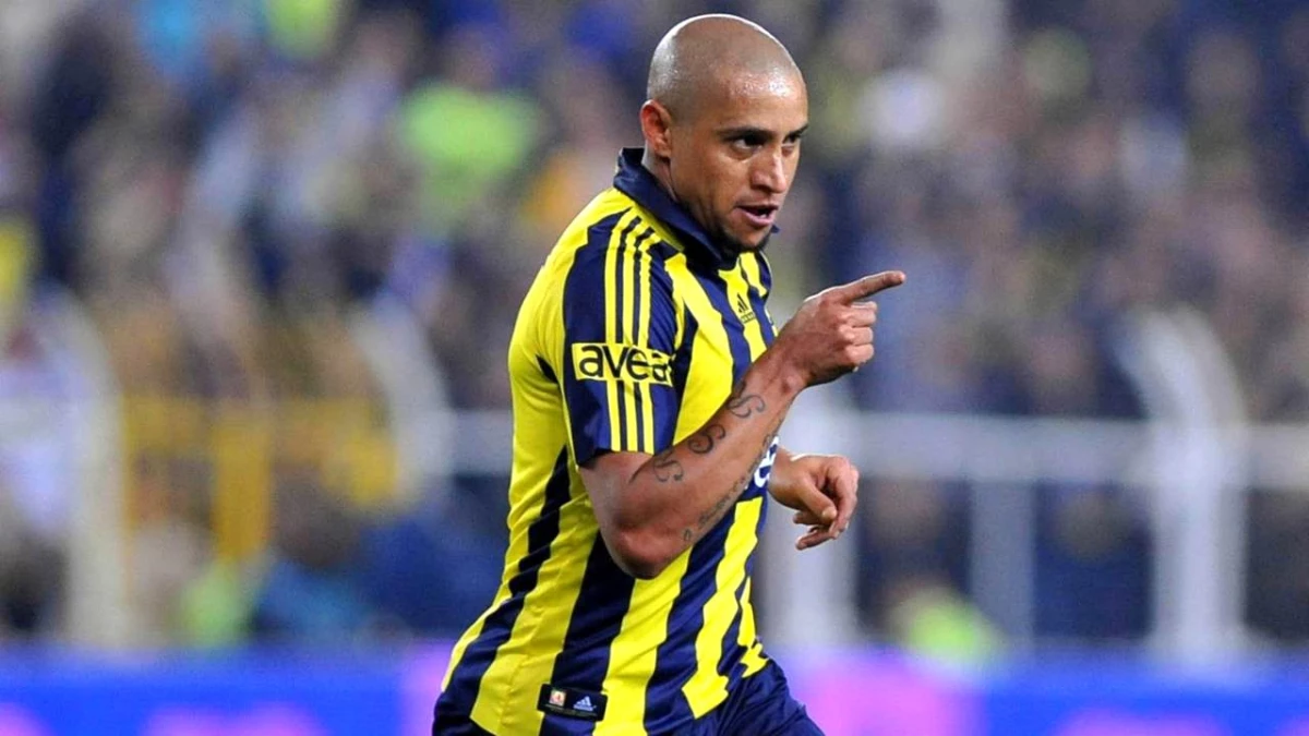 Roberto Carlos: Chelsea ile anlaşamayınca Fenerbahçe\'ye transfer oldum
