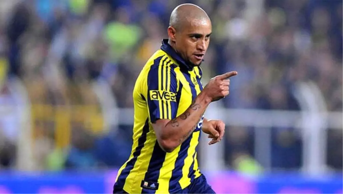 Roberto Carlos: Fenerbahçe\'ye gelmeden önce Chelsea ile anlaşmıştım