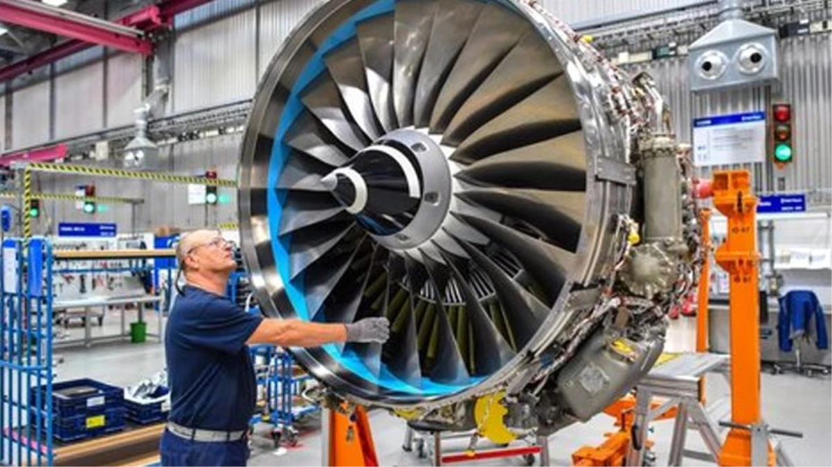 Uçak motoru üreticisi Rolls Royce, 9 bin kişinin işine son verecek