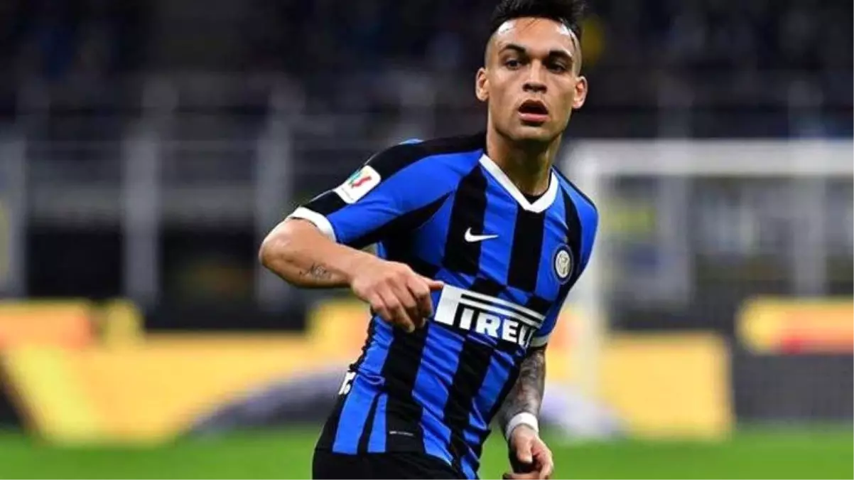 Barcelona Inter\'e Lautaro Martinez için 7 futbolcu önerecek