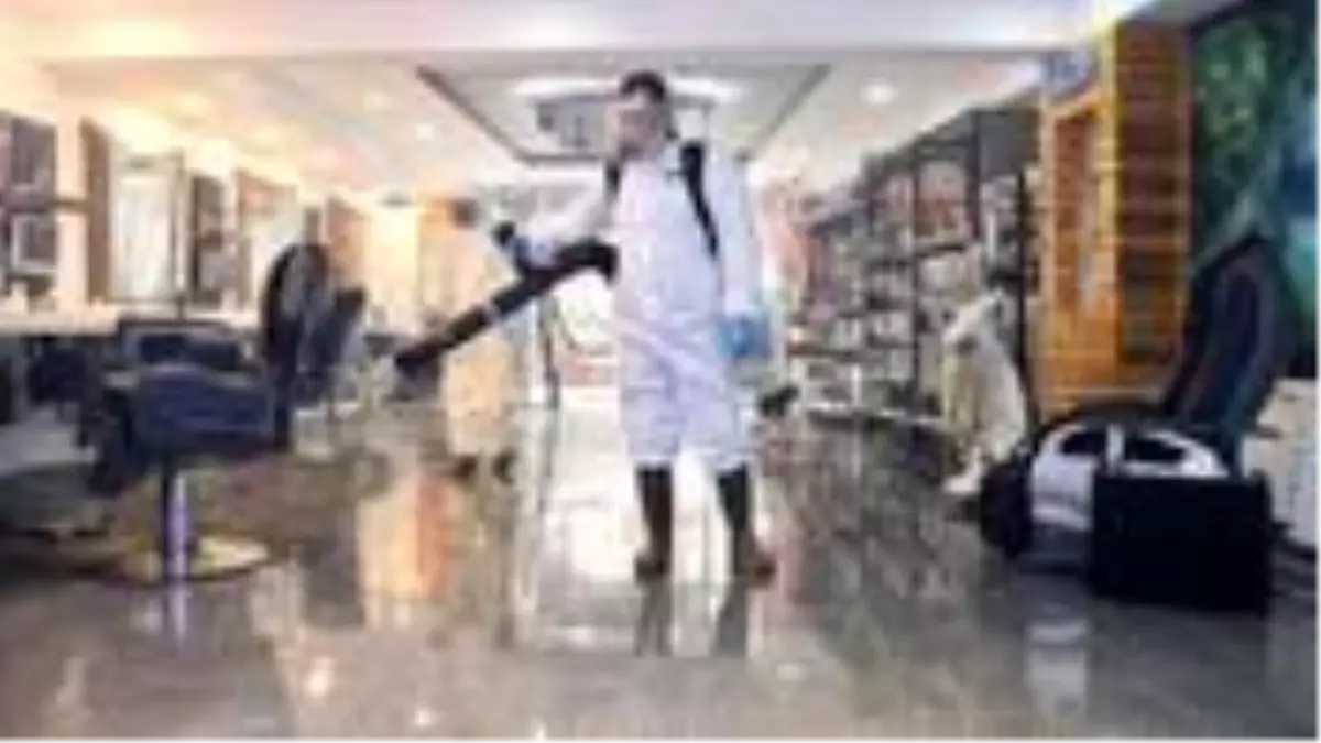 Bilim Kurulu İlhami Çelik, uyardı: Berberler, AVM\'lerden daha riskli