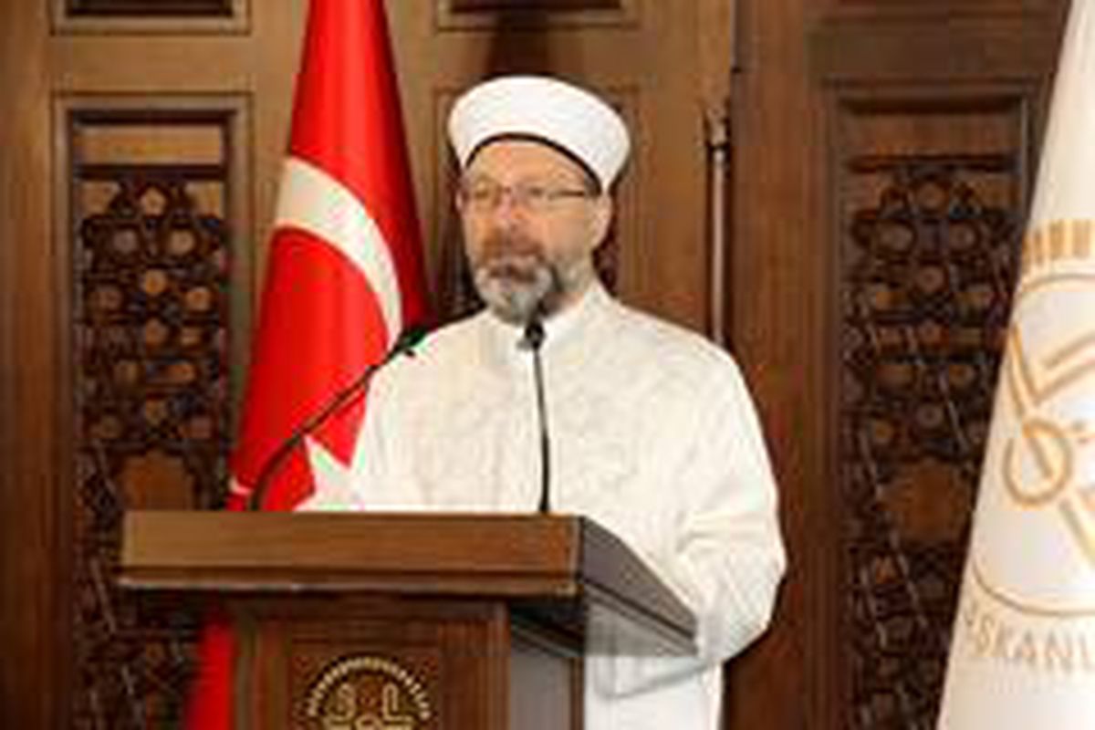 Diyanet İşleri Başkanı Erbaş\'tan camilerde müzik yayını yapılmasına ilişkin açıklama