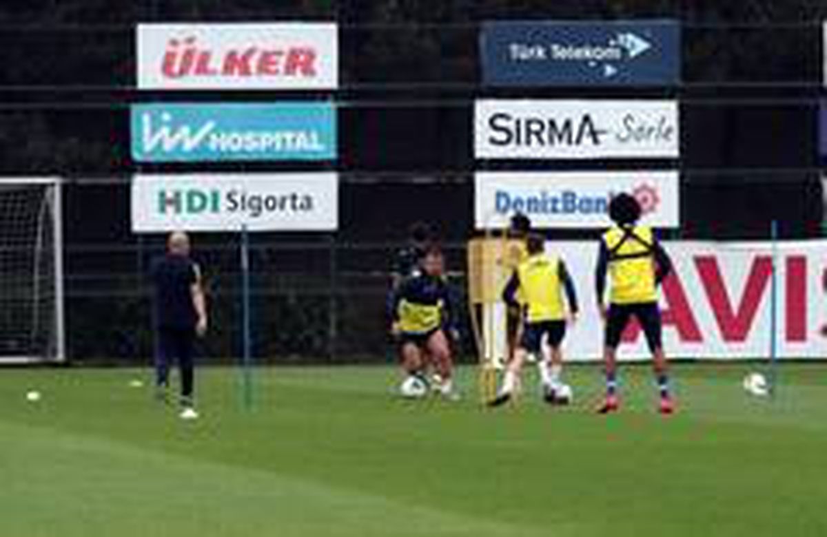 Fenerbahçe\'de hazırlıklar sürüyor