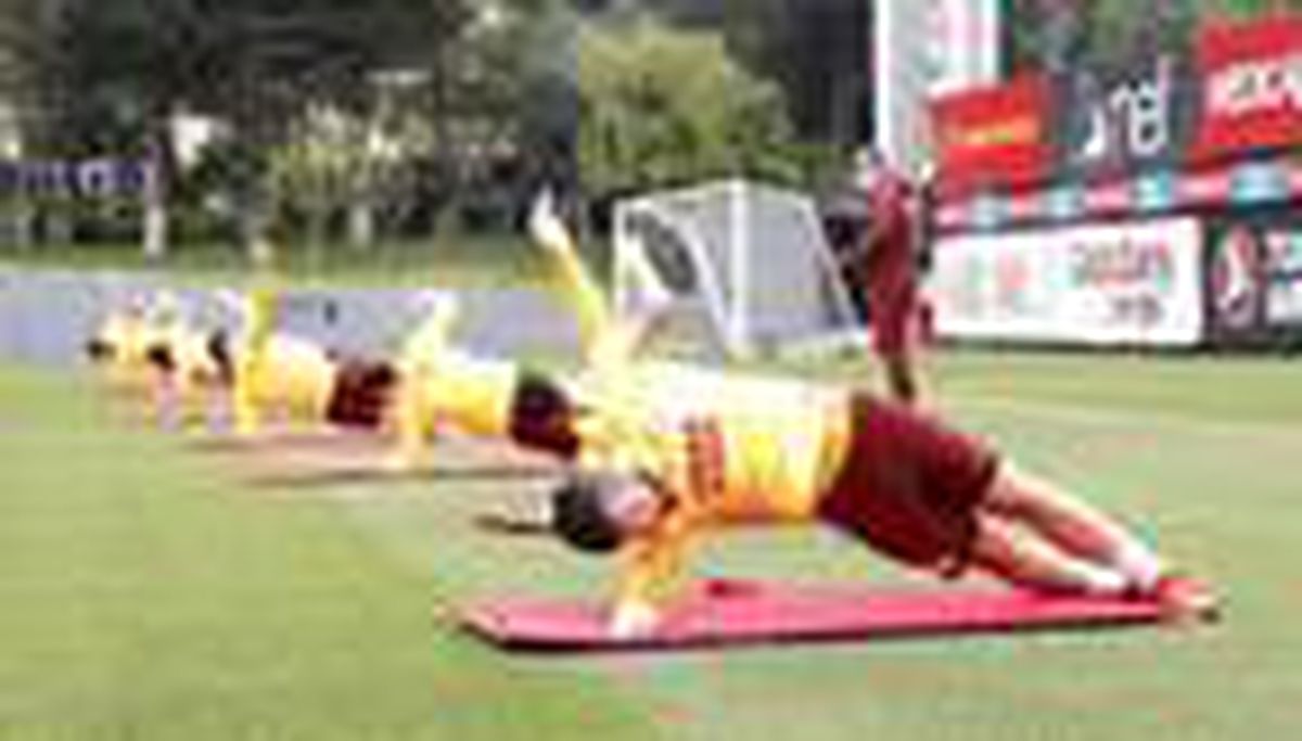 Galatasaray\'da hazırlıklar kaldığı yerden devam