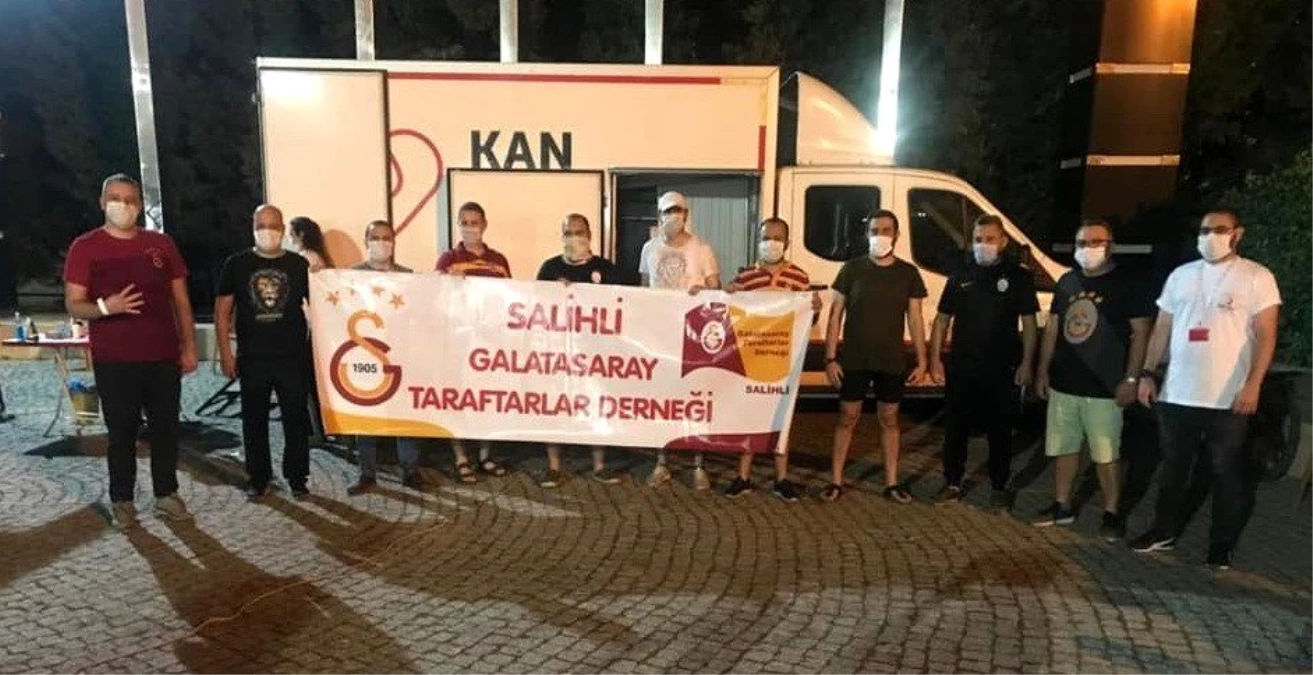 Galatasaraylı taraftarlardan kan desteği