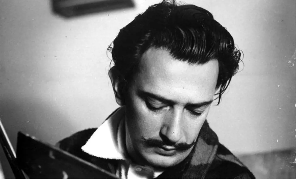 "İstanbul\'da Bir Sürrealist: Salvador Dali" sergisi online erişime açıldı