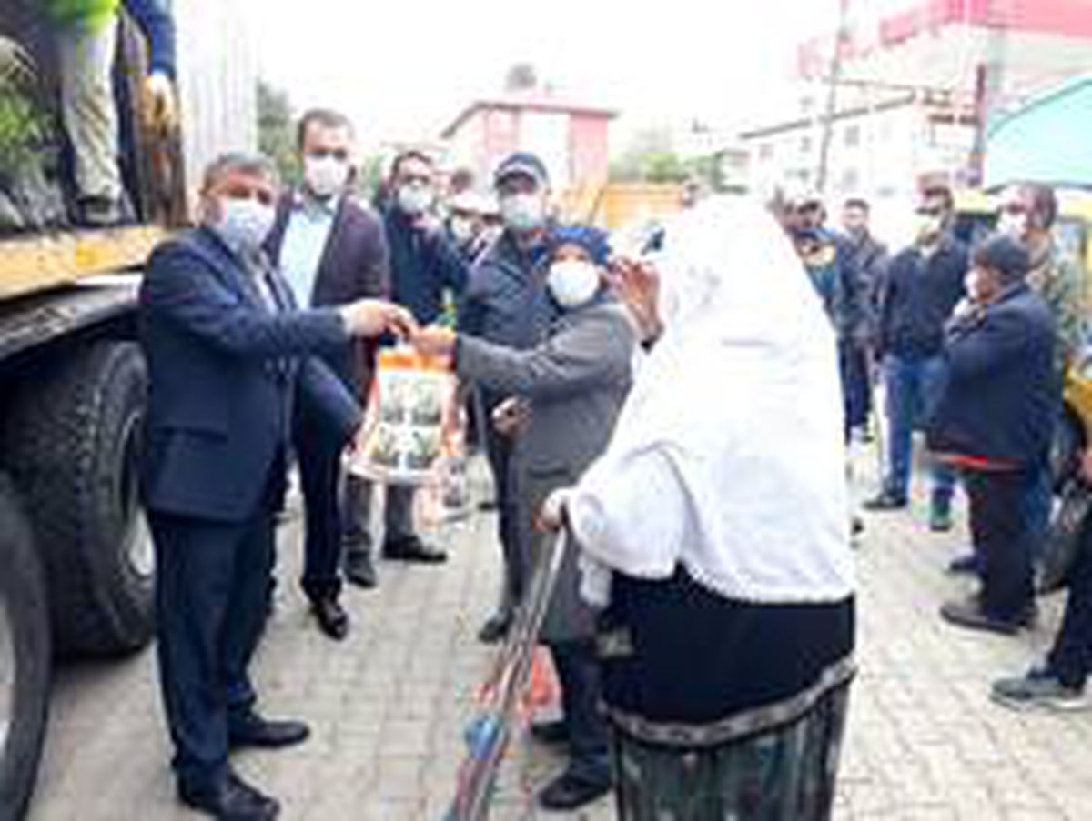 Altıntaş\'ta fidan dağıtımı