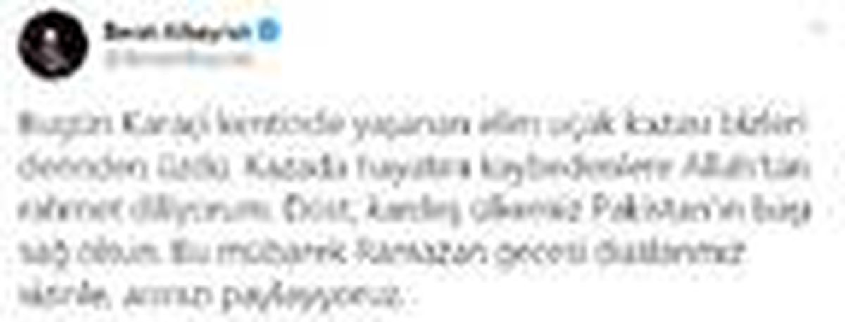Bakan Albayrak\'tan, Karaçi\'deki uçak kazası için başsağlığı mesajı