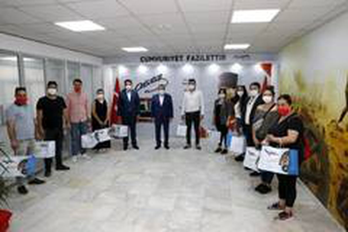 Başkan Batur\'dan gençlere teşekkür
