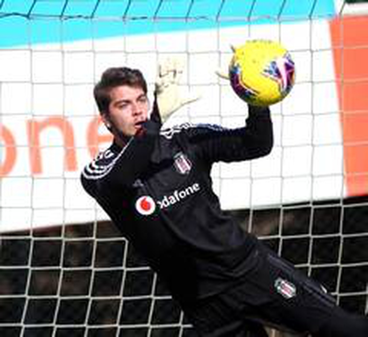Beşiktaş kondisyon ve taktik çalıştı