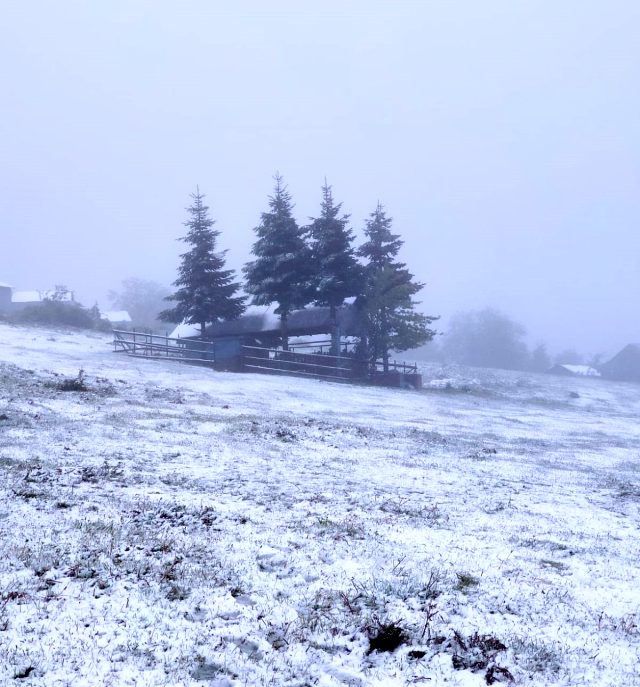 İstanbul'un yanı başındaki Bolu ve Düzce'ye Mayıs ayında kar yağdı