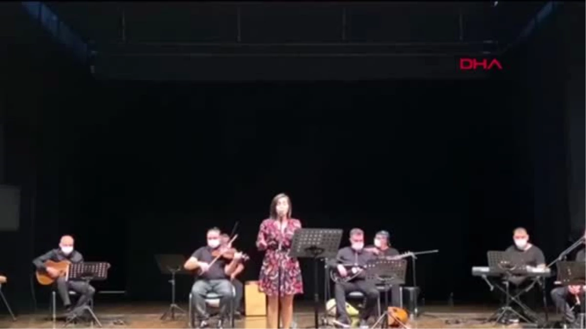 MERSİN-Mozaik Orkestrası\'ndan bayram konseri