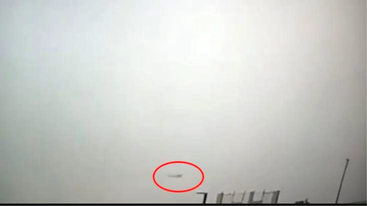 Pakistan\'daki uçağın düştüğü anlara ait video ortaya çıktı