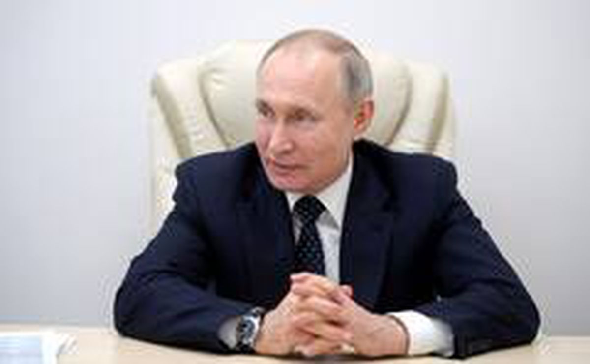 Putin\'e yeniden seçilme hakkı tanıyacak yasa tasarısı yenilendi