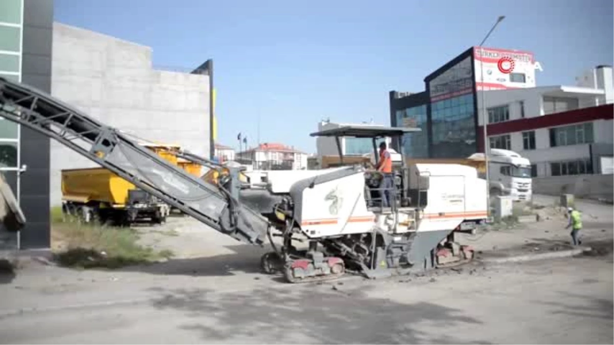 Başkent\'te 77 bin 18 ton asfalt atıldı