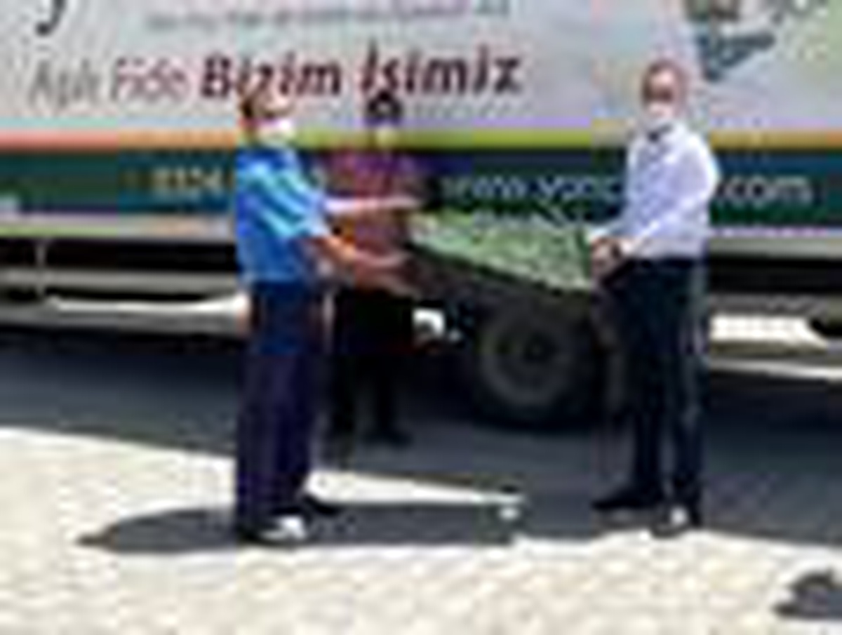 Düziçi\'nde 35 çiftçiye 73 bin domates fidesi dağıtıldı