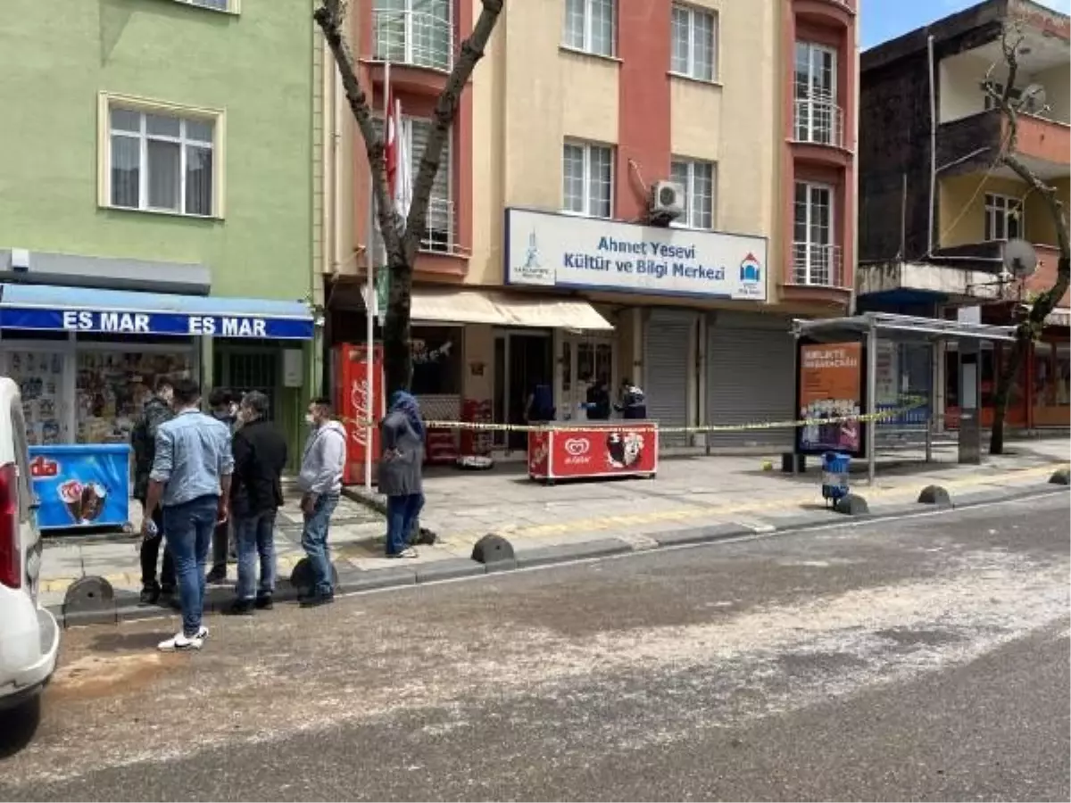 Sancaktepe\'de otobüs durağındaki bıçaklı kavgada yeni detaylar ortaya çıktı