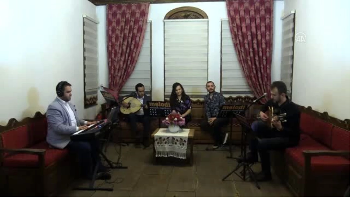 Türk müziği topluluğunun sosyal medyadan yaptığı ramazan konserleri sona erdi