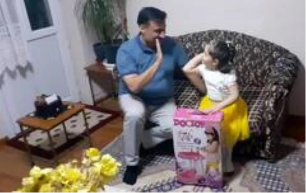 AK Parti Milletvekili Bekle\'den doğum gününü kutlamayan Amine\'ye sürpriz