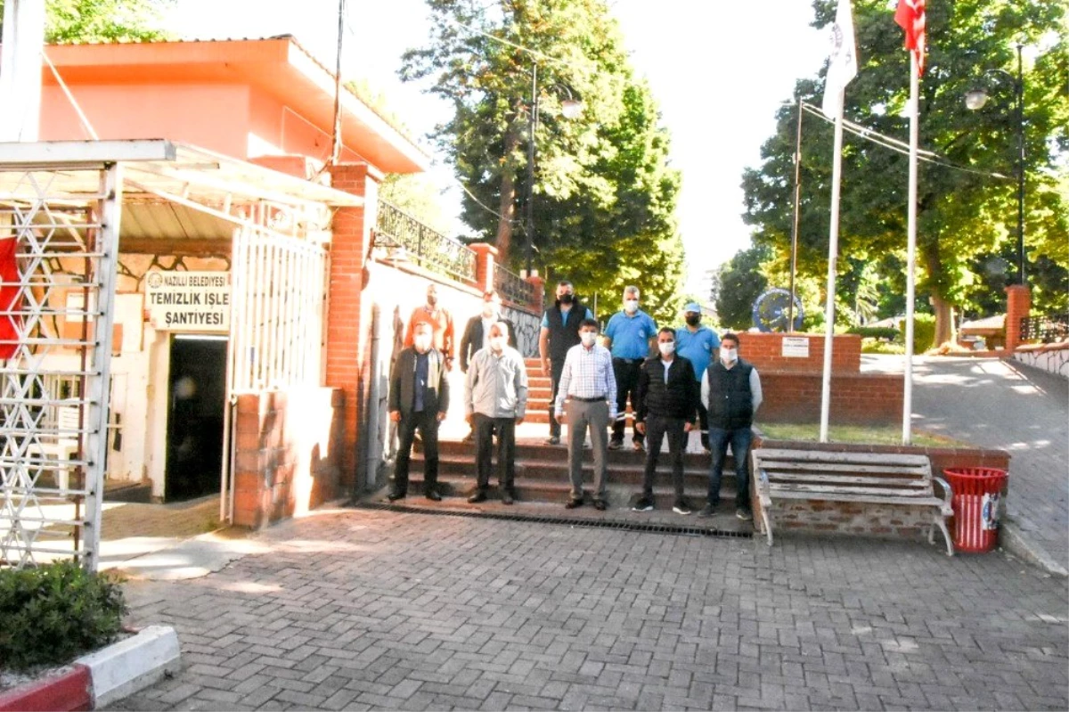 Başkan Özcan personeli ile bayramlaştı