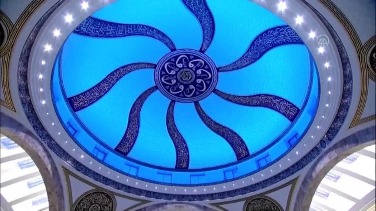 Diyanet İşleri Başkanı Erbaş Ramazan Bayramı hutbesini irat etti (1)