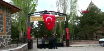 ERZURUM-Şehitlikler doldu taştı