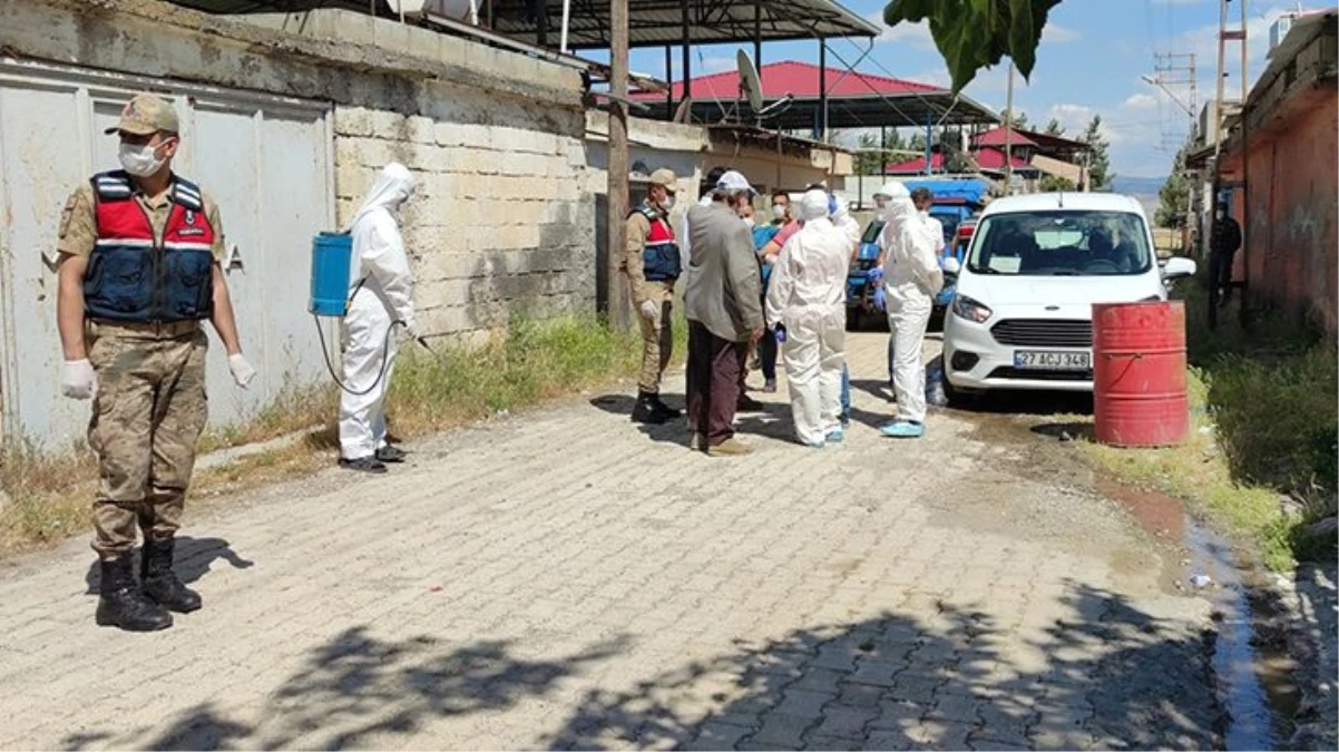 Ziyarete gittikleri hastanın koronavirüs testi pozitif çıktı, 48 kişi karantinaya alındı