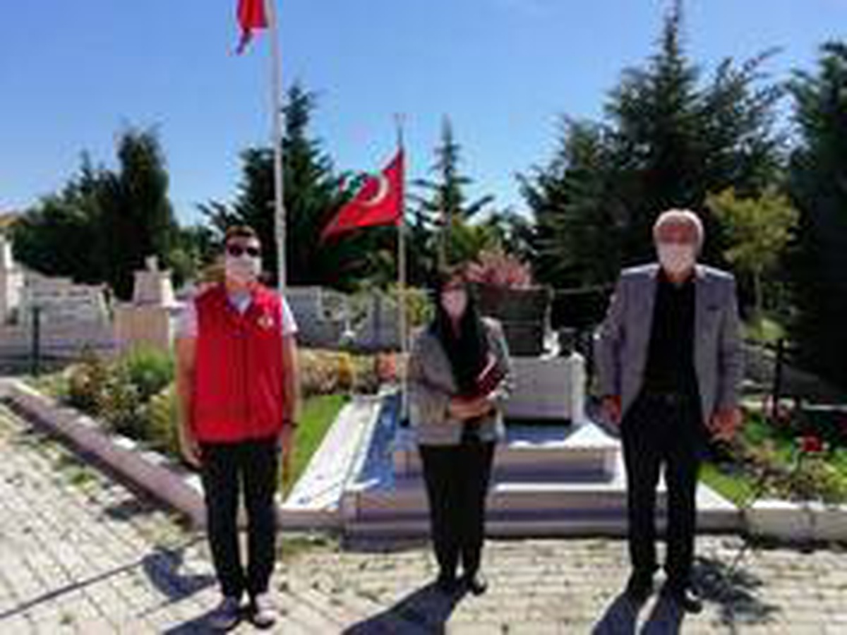 Aile Çalışma ve Sosyal Hizmetler Bakanlığı şehit yakınları ve gazileri bayramda yalnız bırakmadı