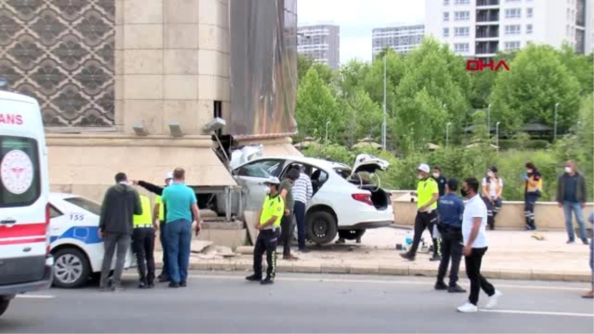 ANKARA \'Dur\' ihtarına uymadı kazada öldü, yanındaki kadın yaralandı