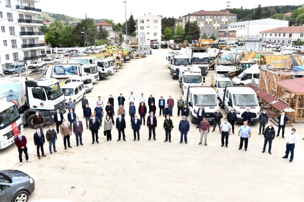 BaşkanVidinlioğlu, belediye personelini ve polis noktalarını ziyaret etti