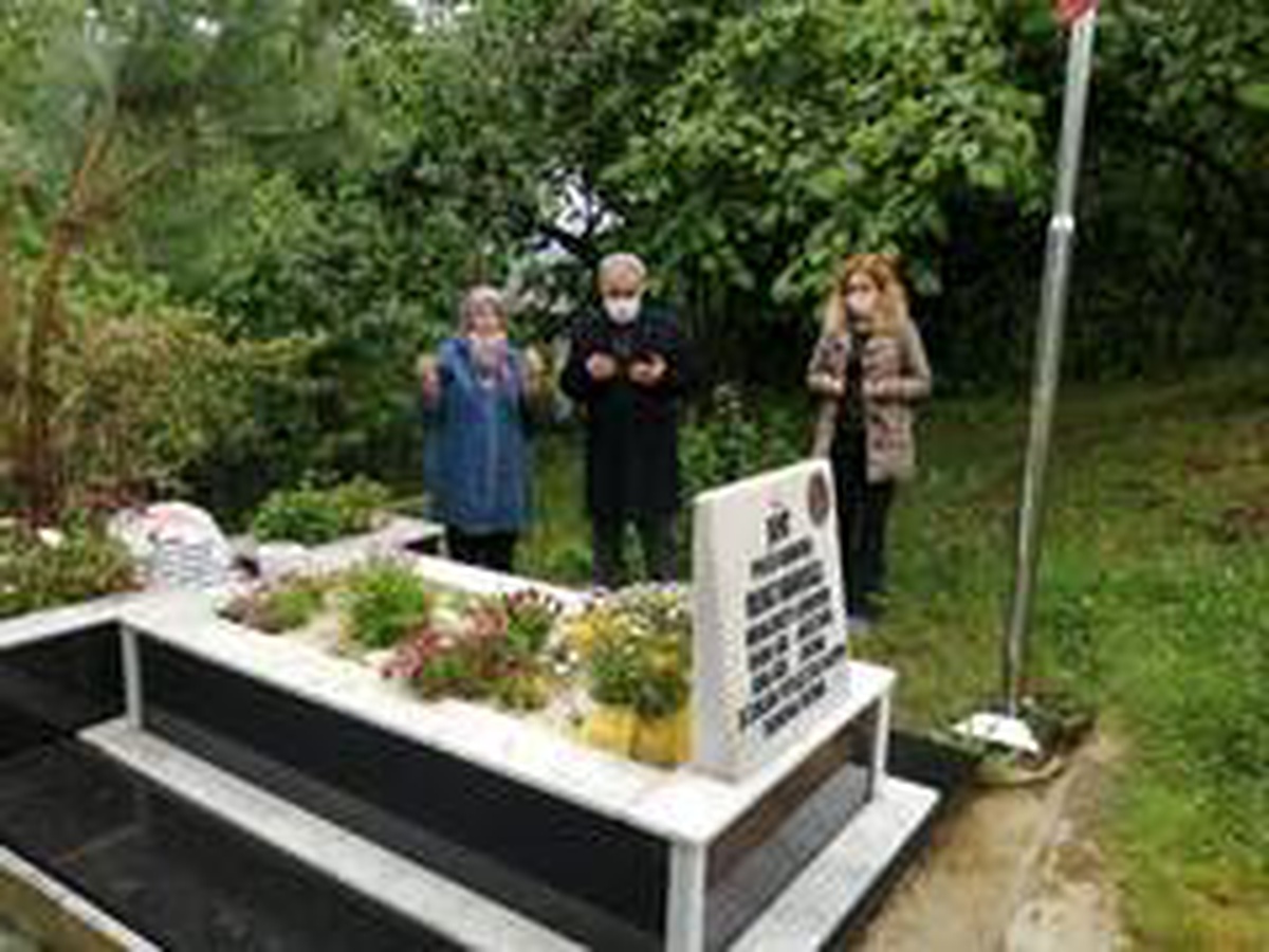 Giresun\'da şehit aileleri kabir ziyaretinde bulundular.