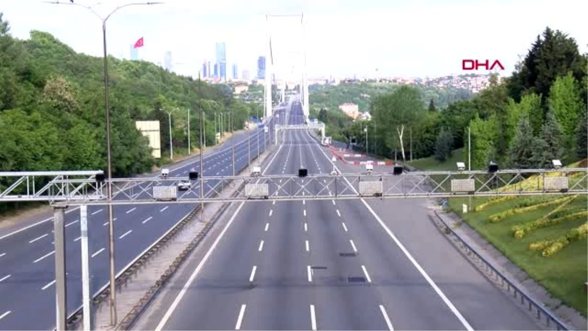 BAYRAMIN 3. GÜNÜNDE DE YOLLAR VE MEYDANLAR SESSİZ 1