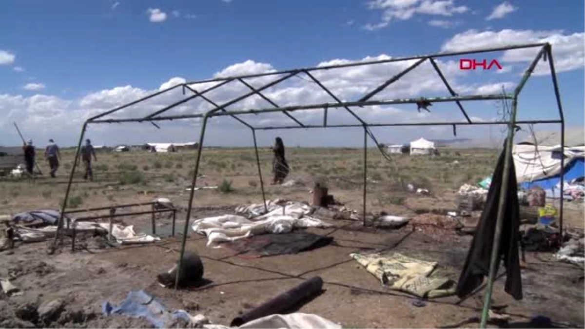 KONYA Mevsimlik tarım işçisi ailenin yanan çadırı yerine yenisi kuruldu