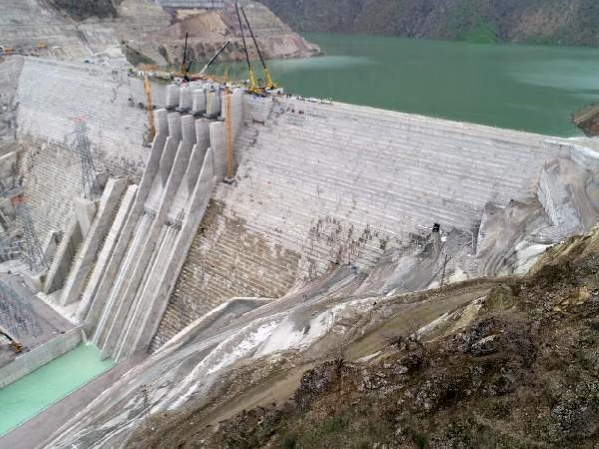 Bakan Pakdemirli: Avrupa\'nın en büyüğü Çetin Barajı\'nda enerji üretimi başladı