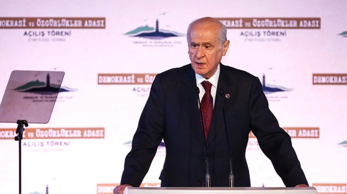 Demokrasi ve Özgürlükler Adası\'nın açılışında konuşan Bahçeli: Bu ada alacakaranlık bir devrin simgesidir