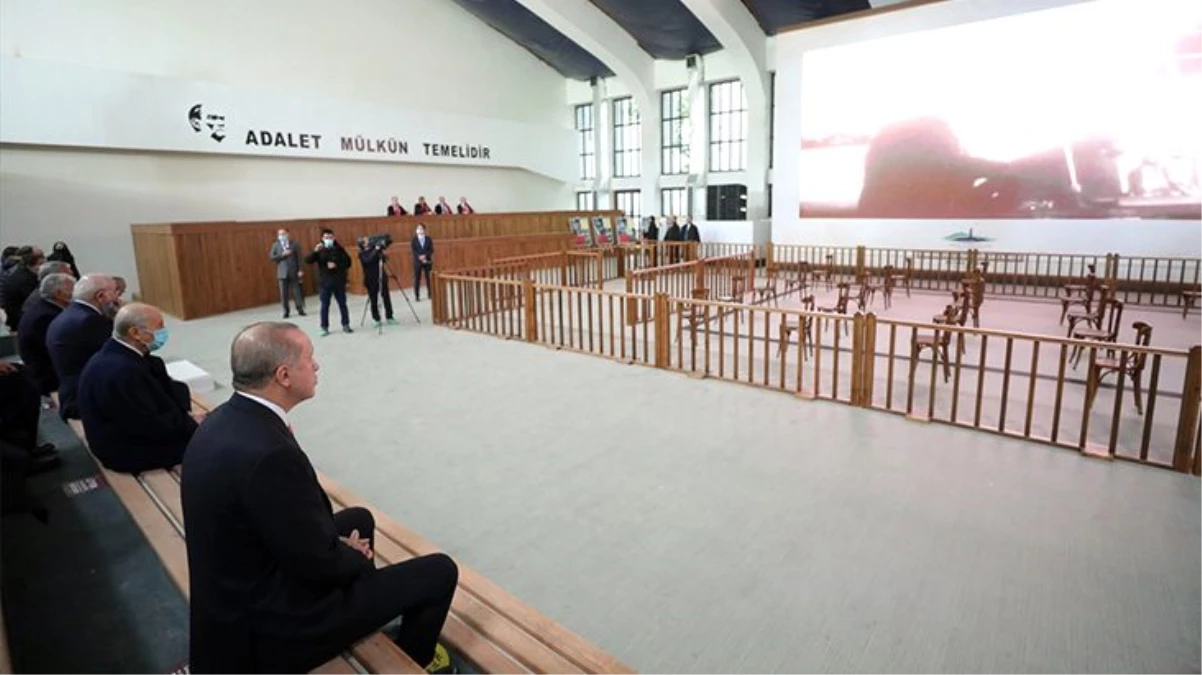 Erdoğan ve Bahçeli, Adnan Menderes\'in yargılandığı mahkeme salonunu ziyaret etti