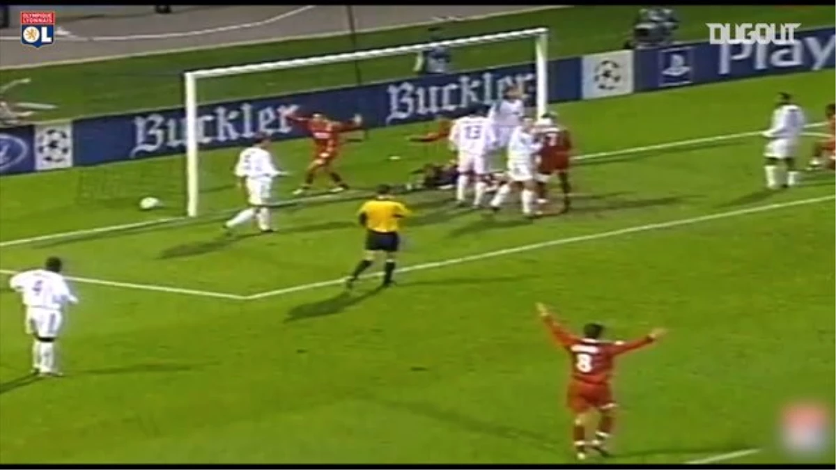 Peguy Luyindula\'nın 2003 Yılında Bayern Münih\'e Attığı Gol