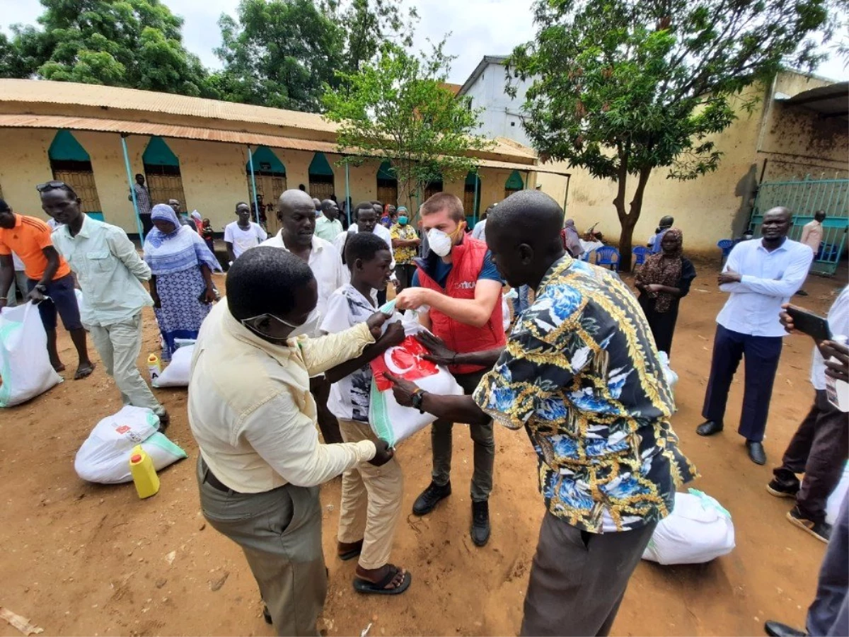 TİKA\'dan Ramazan\'da Güney Sudan\'a gıda yardımı