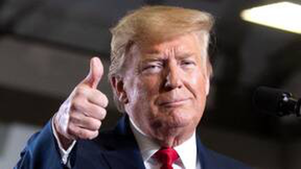 Trump, Sosyal Medyayı Kapatmakla Tehdit Etti!