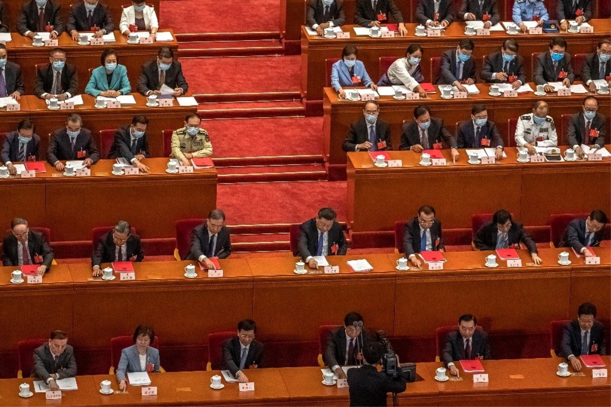 Çin\'in Hong Kong güvenlik yasası nedeni ile birçok devlet endişeli