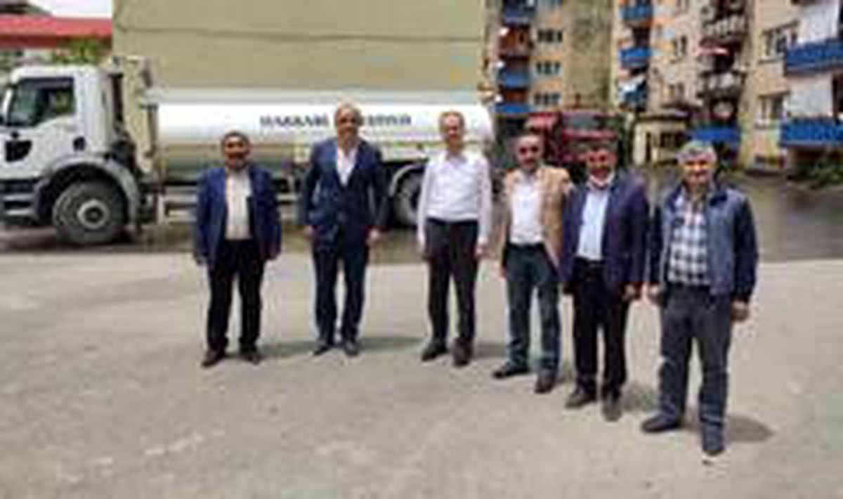 Hakkari\'de Cuma namazı kılınacak alanlarda çalışma