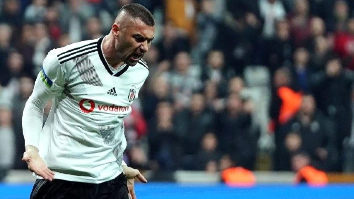 Burak Yılmaz\'ın antrenman ile ilgili yaptığı paylaşım kafaları karıştırdı