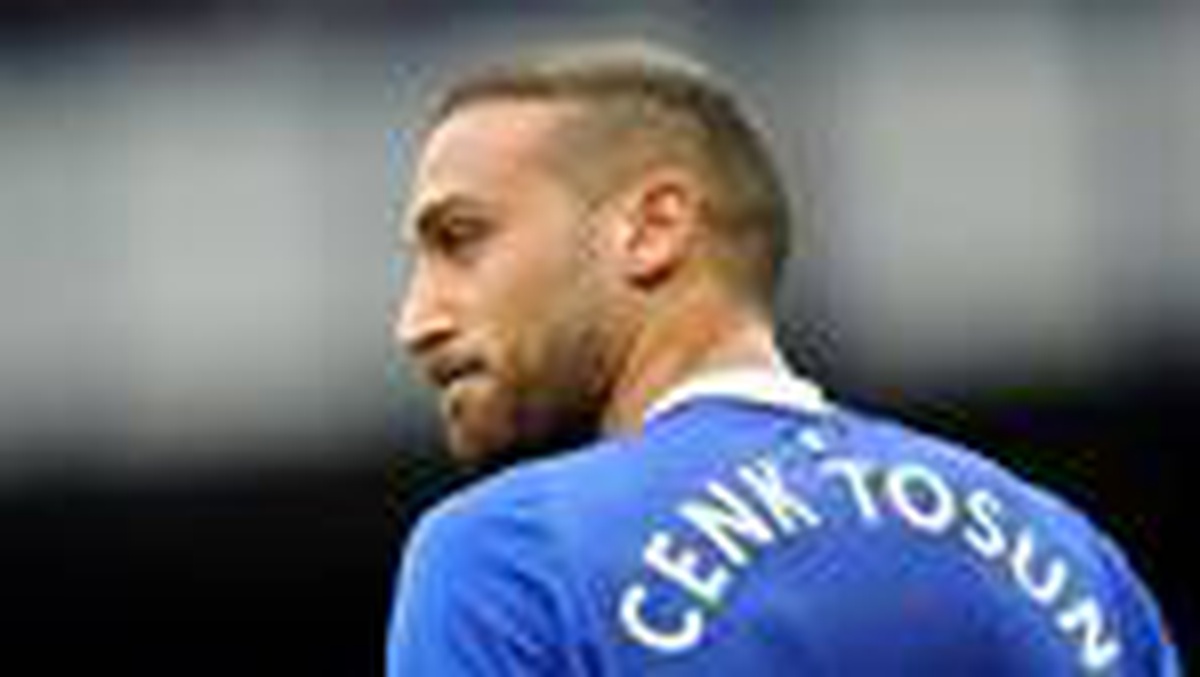 Cenk Tosun: \'Şampiyonluk adayım Trabzonspor\'