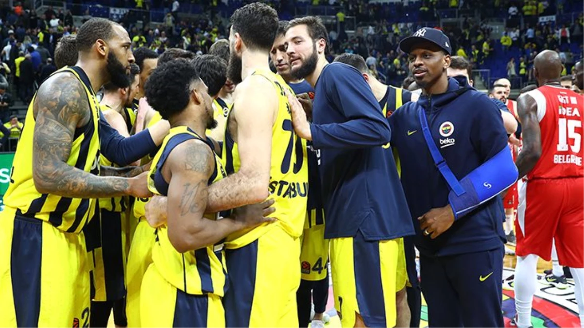 Fenerbahçe Beko\'da oyuncular, maaşlarını alamadıkları gerekçesiyle kulübü Euroleague\'e şikayet etti