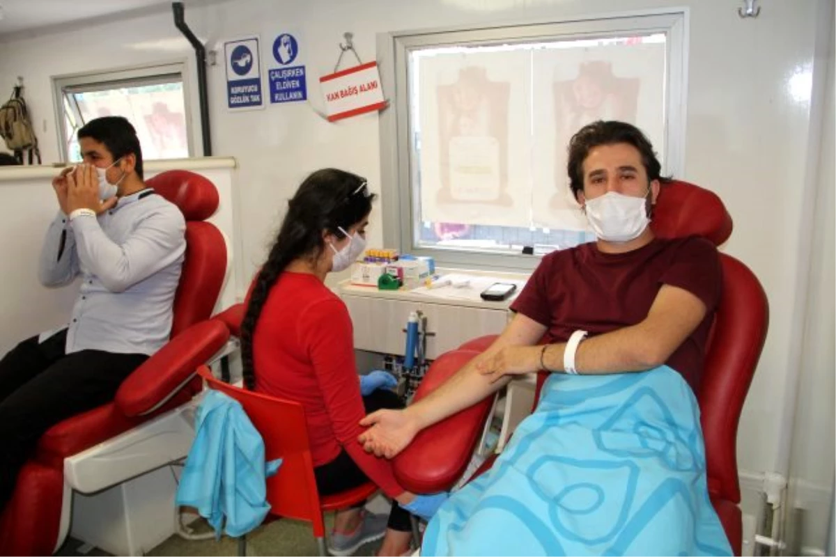 Midyat\'ta Türk Kızılay\'a kan bağışı seferberliği