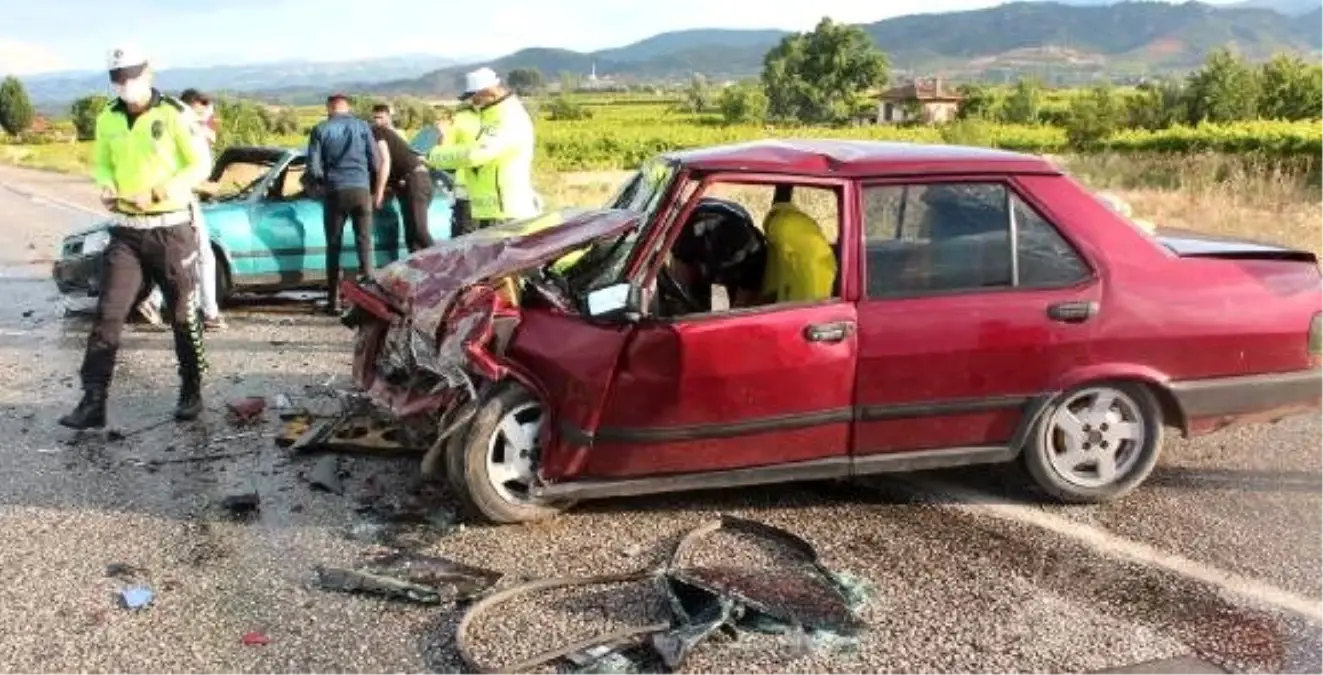 Takla atan otomobil karşı şeride geçti: 1 ölü, 4 yaralı