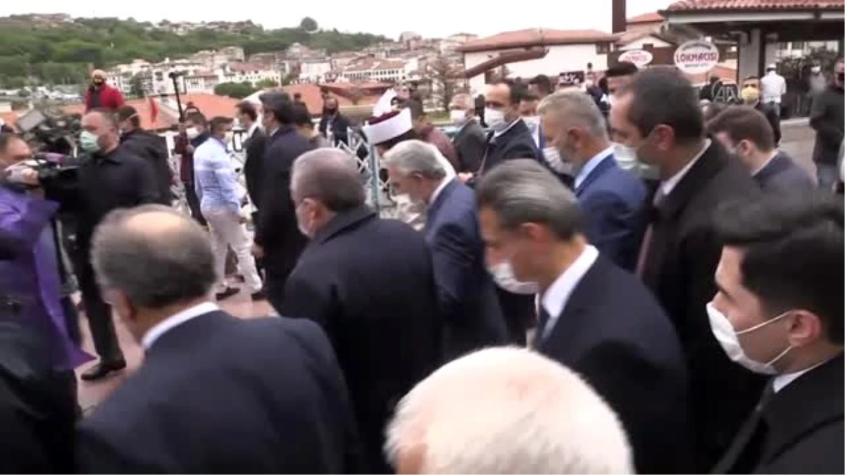 TBMM Başkanı Şentop, Hacı Bayram Veli Camisi\'nde Cuma namazına katıldı (2)