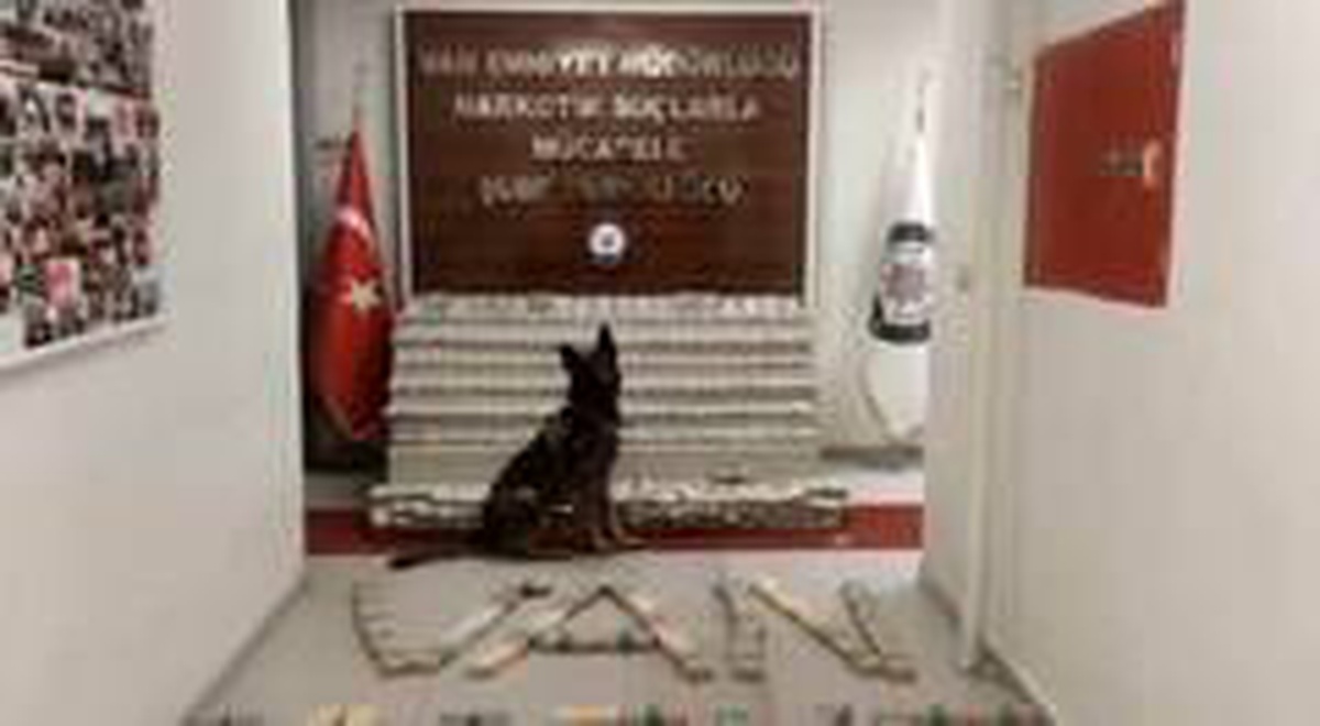 Van\'da toprağa gömülü 248 kilo eroin ele geçirildi