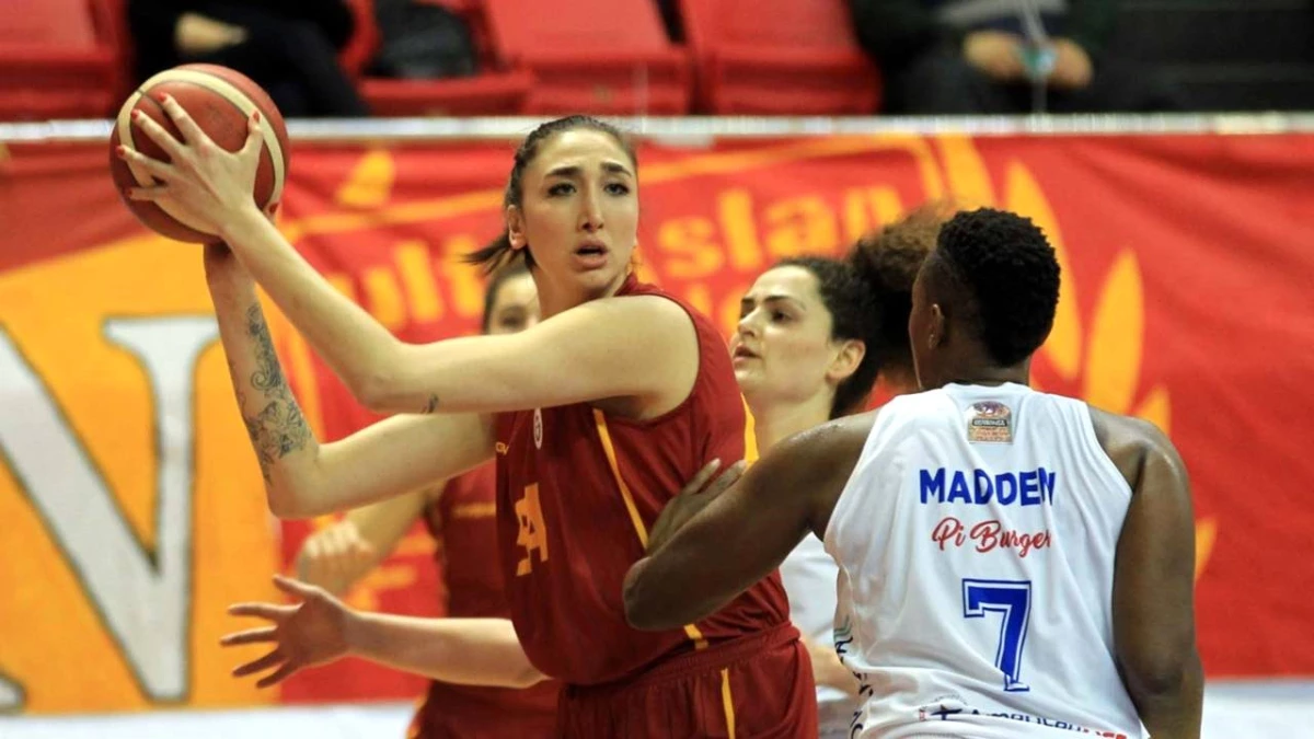 Galatasaray Kadın Basketbol Takımı\'ndan İnci Güçlü, Barcelona\'ya transfer oldu
