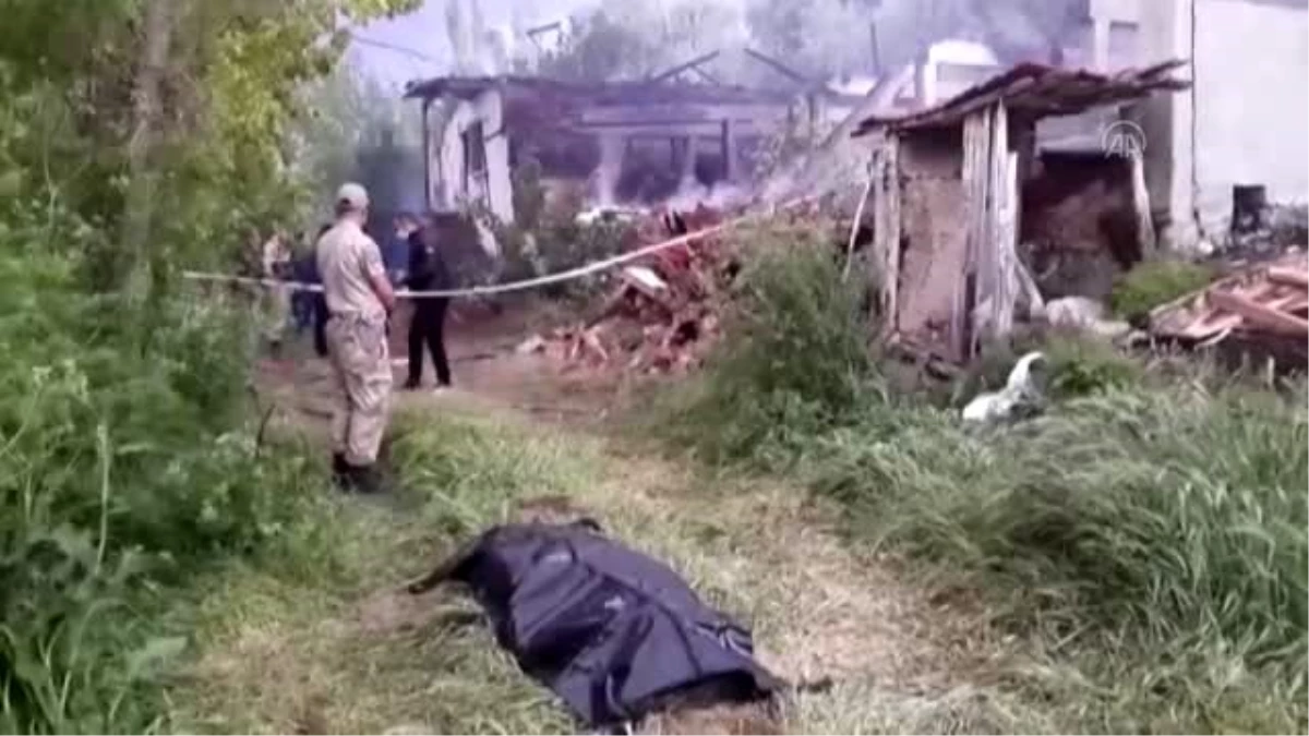 Yeşilyurt\'ta bir evde çıkan yangında 1 kişi öldü